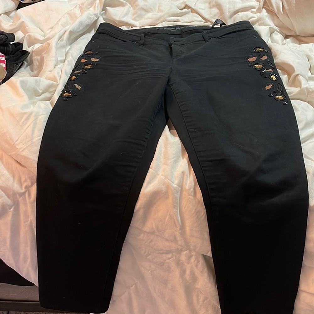 Chico Ankle size 2